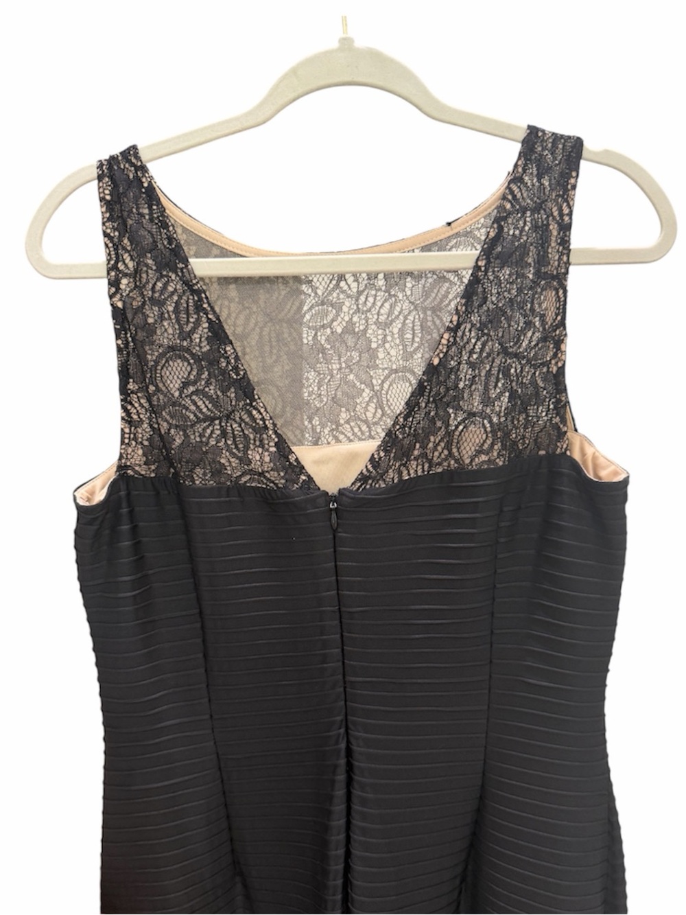 London Times Black Lace Illusion Gown size 12 - Picture 5 of 7